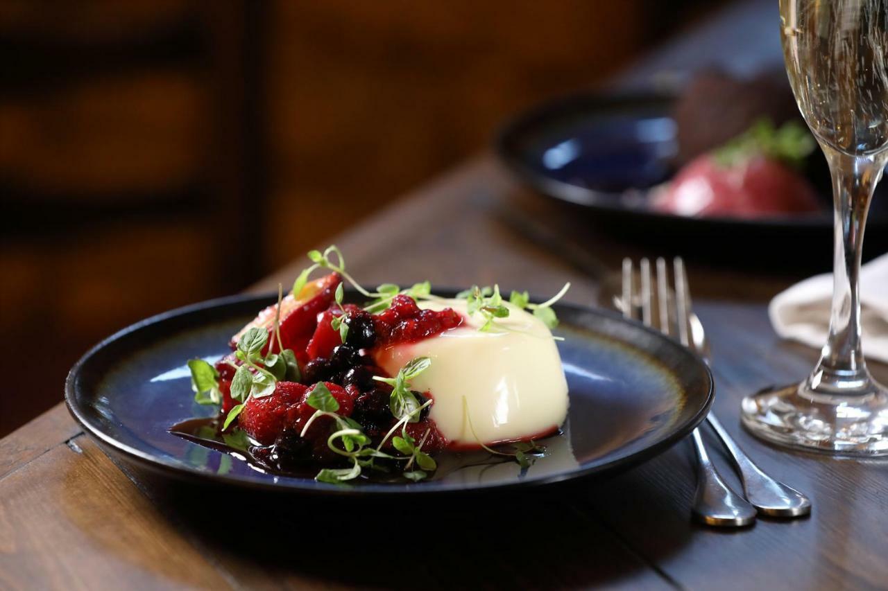 Horse And Groom Moreton-in-Marsh 외부 사진